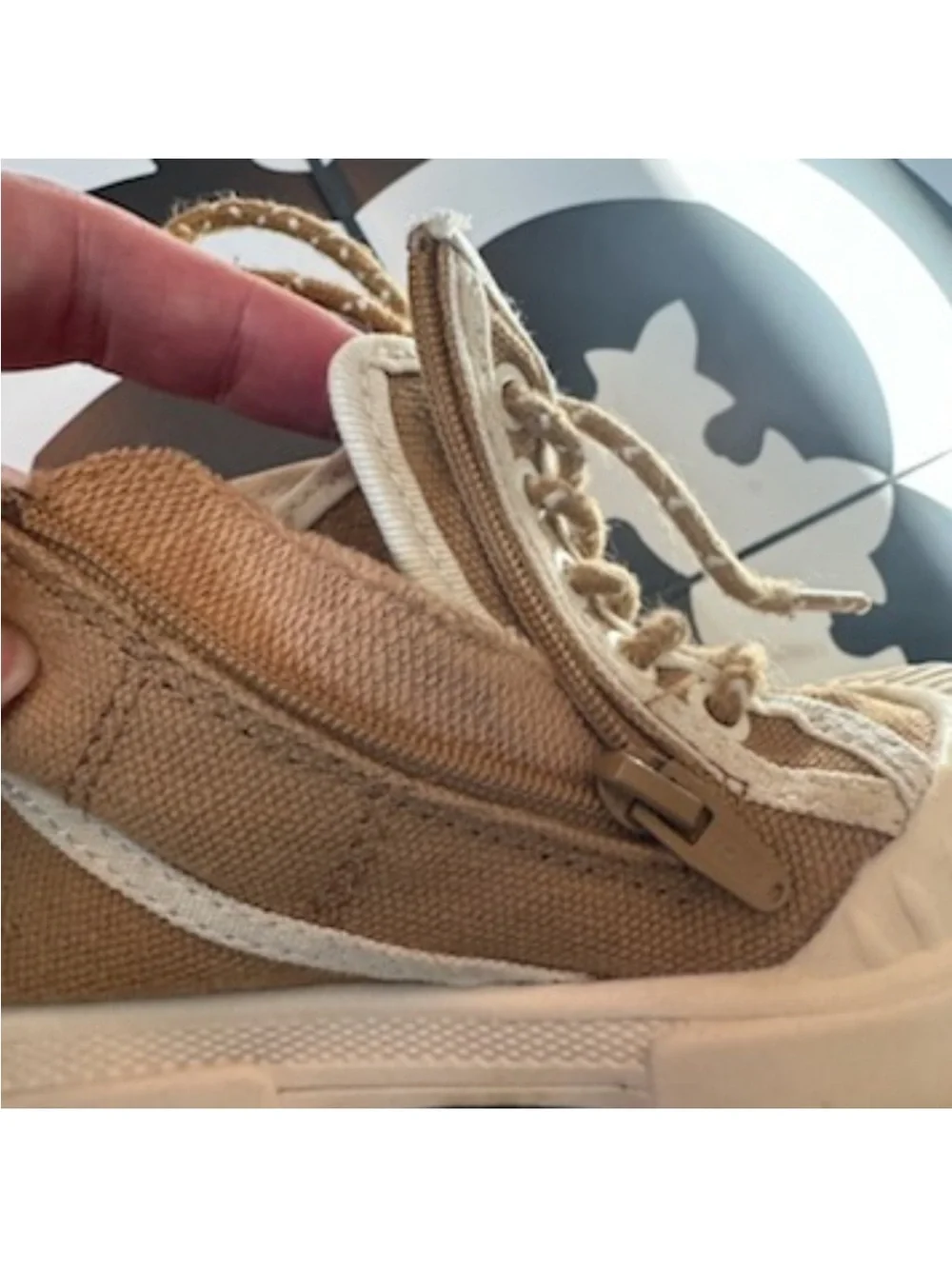 ZARA Toddler/Baby Shoes Khaki Brown Canvas Zip-Up Sneakers EU 21 / US 5.5
